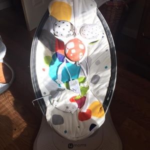 4 Moms Baby Rocker , Barely Used